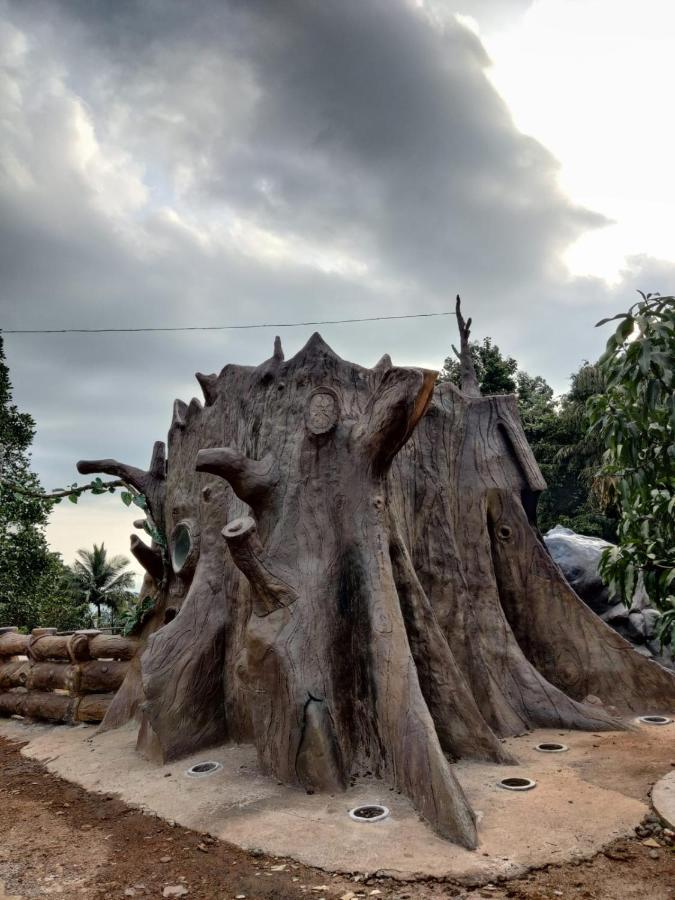 Forest And River Edge Resort Kannur ภายนอก รูปภาพ