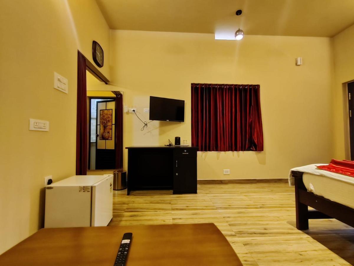 Forest And River Edge Resort Kannur ภายนอก รูปภาพ