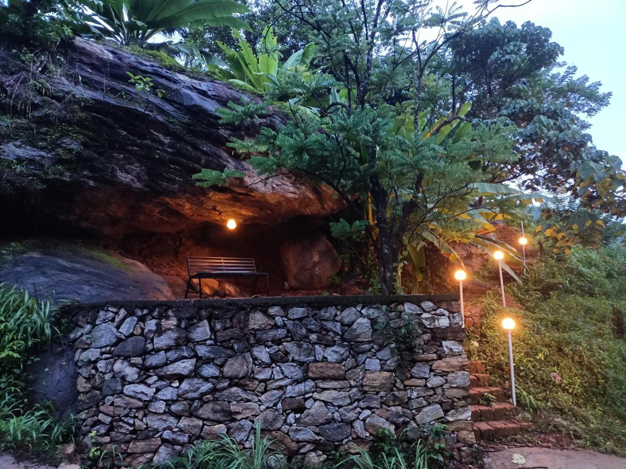 Forest And River Edge Resort Kannur ภายนอก รูปภาพ